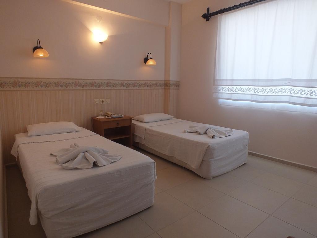 Hotel Dorukhan Κουσάντασι Δωμάτιο φωτογραφία