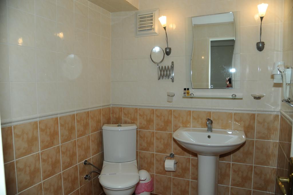 Hotel Dorukhan Κουσάντασι Εξωτερικό φωτογραφία