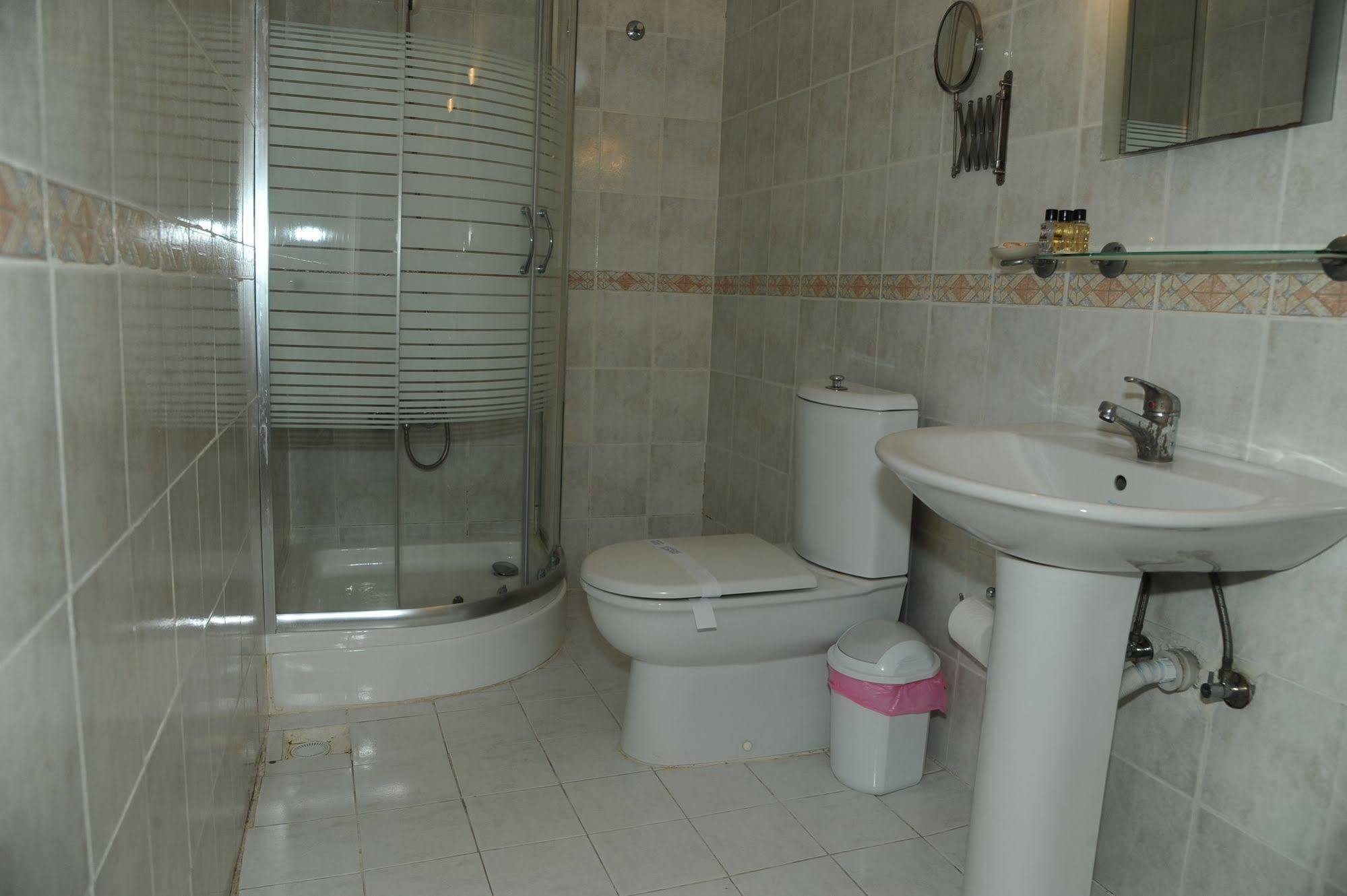 Hotel Dorukhan Κουσάντασι Εξωτερικό φωτογραφία