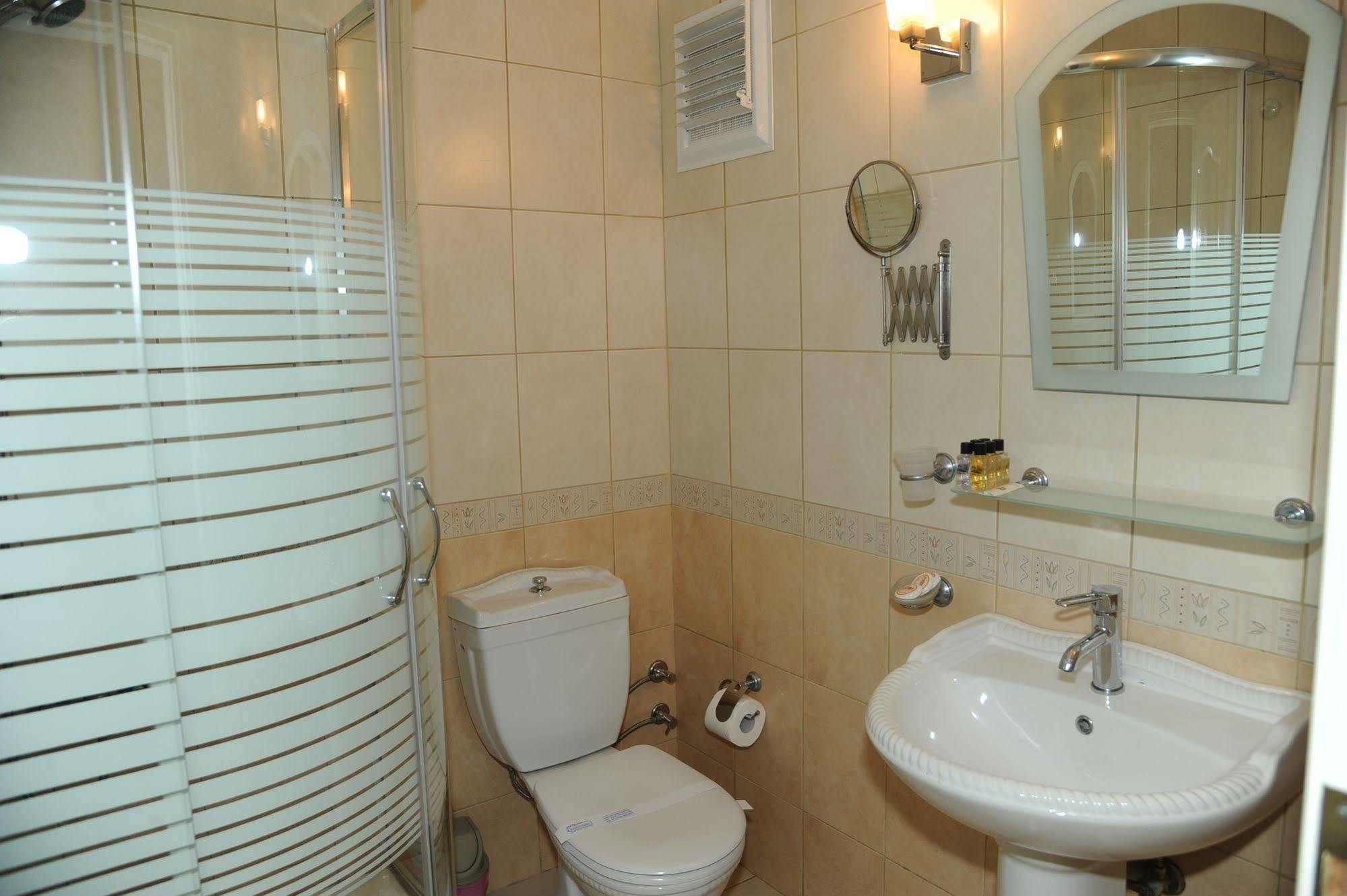 Hotel Dorukhan Κουσάντασι Εξωτερικό φωτογραφία